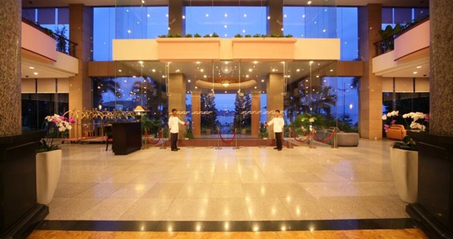 HA LONG PLAZA